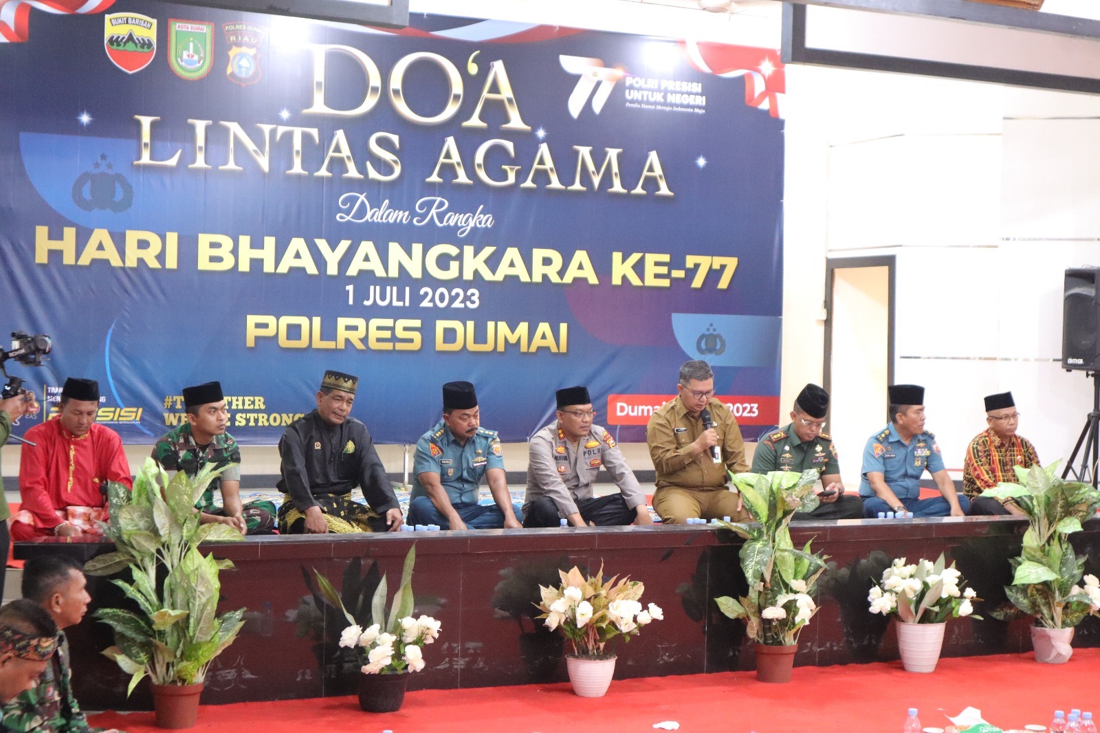 Polres Dumai menggelar Doâ€™a Lintas Agama Dalam Rangka Hari Bhayangkara Ke â€“ 77 